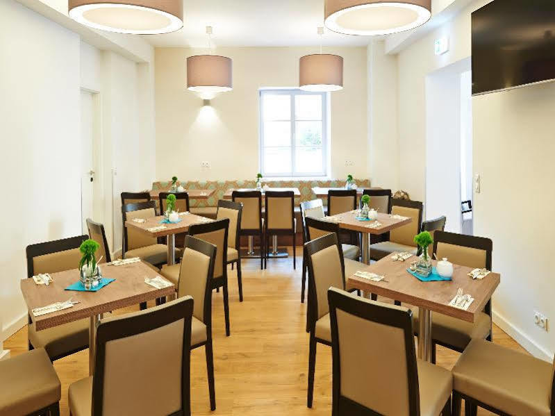 Elch Boutique Hotel 3*